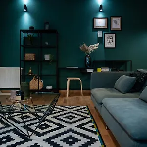 Corner דירה